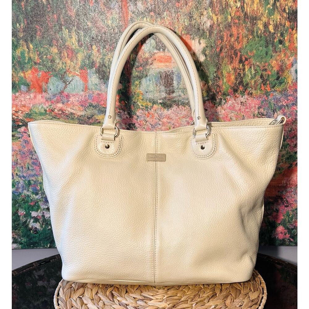 GUC Cole Haan Pebbled Leather Ivory Tote Bag